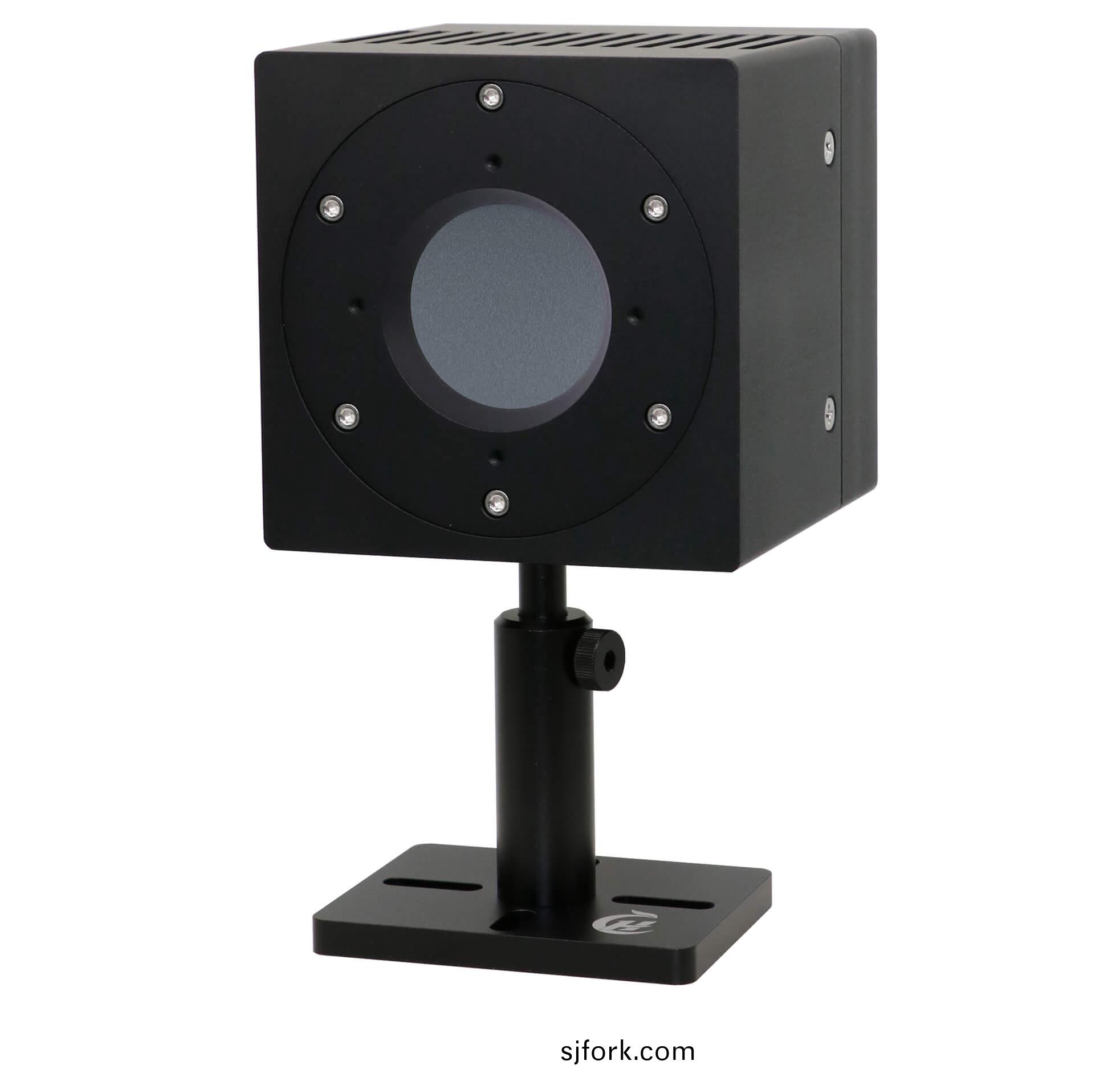 300mW- 600W 風冷熱(re)電(dian)堆激(ji)光功率計(ji)BND-F600-55